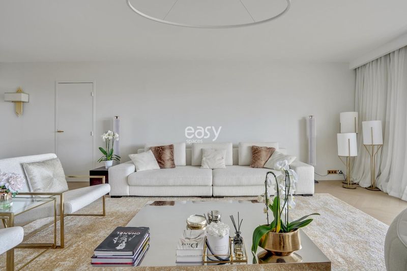 apartment available for rent in Paris, France, specifically for film shooting purposes